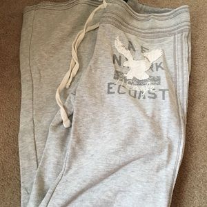 Small American Eagle sweatpants!
