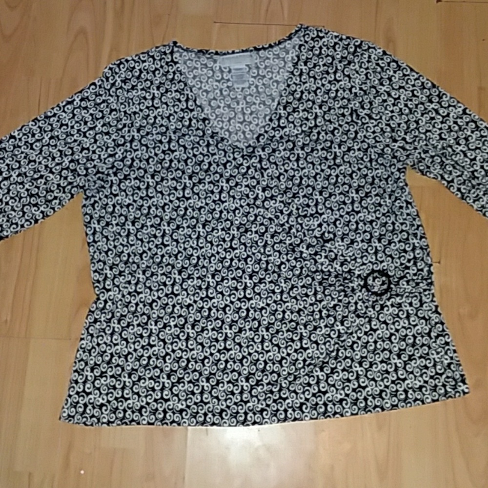 Sag Harbor Flattering Blouse