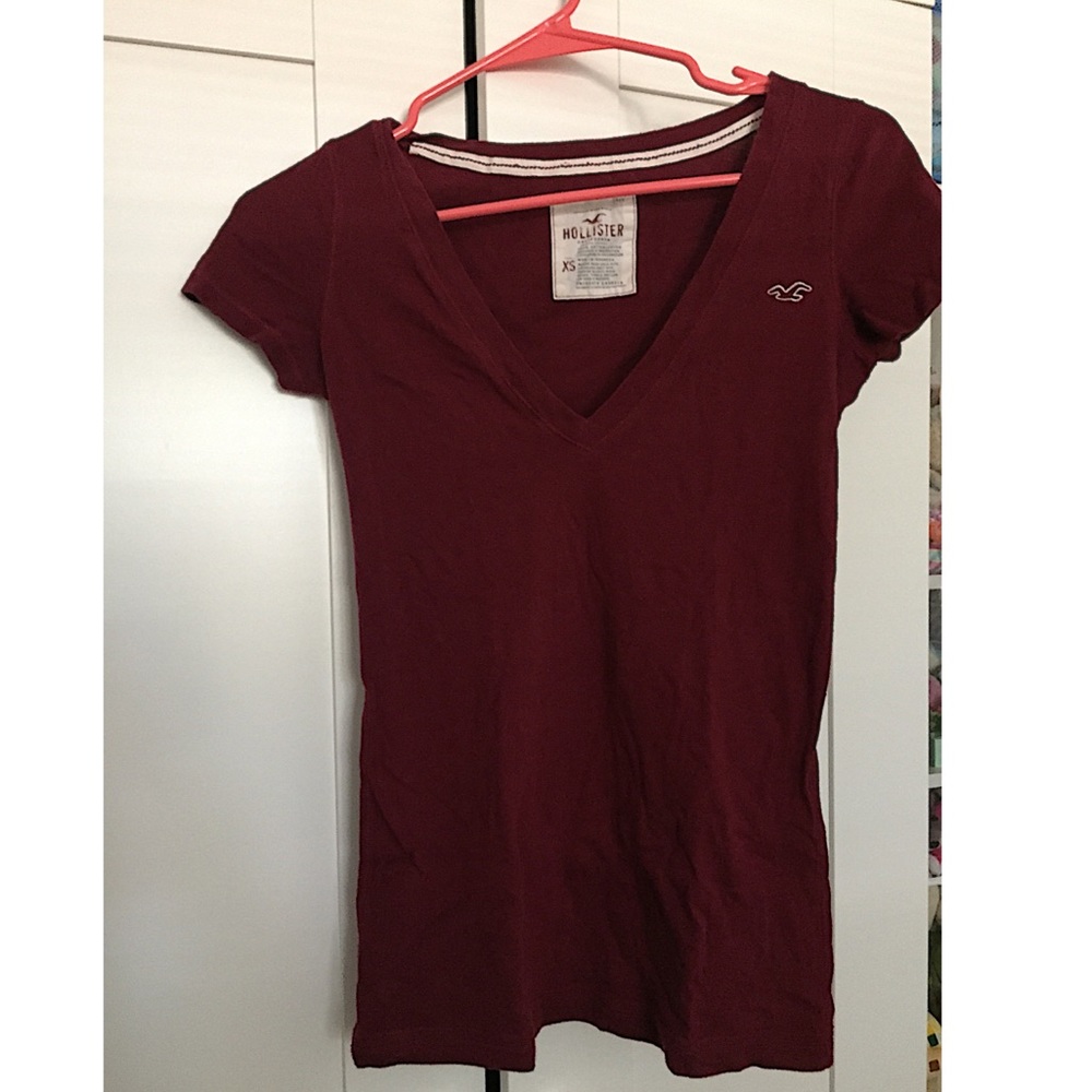 Hollister Cranberry Vneck Tshirt