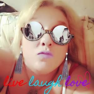 Meet your Posher, Georgeann