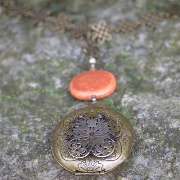 Handmade necklace - Picture 2 of 6