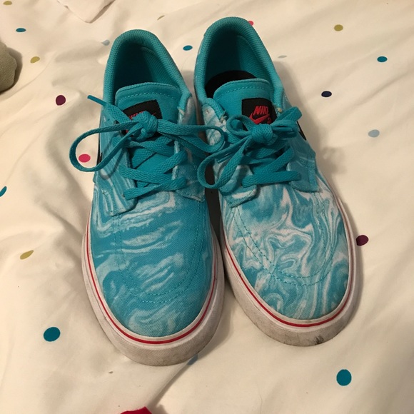 tiffany blue nike shoes with swarovski crystals