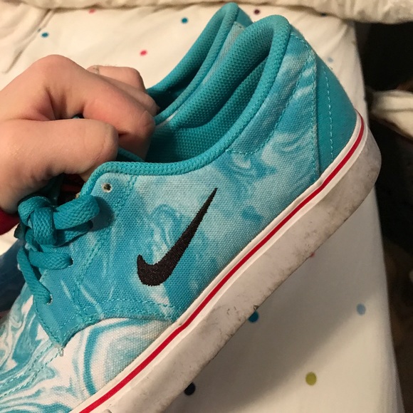 tiffany blue nike shoes with swarovski crystals