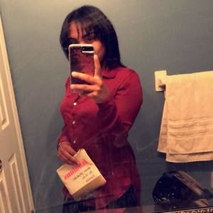 Meet your Posher, Karina