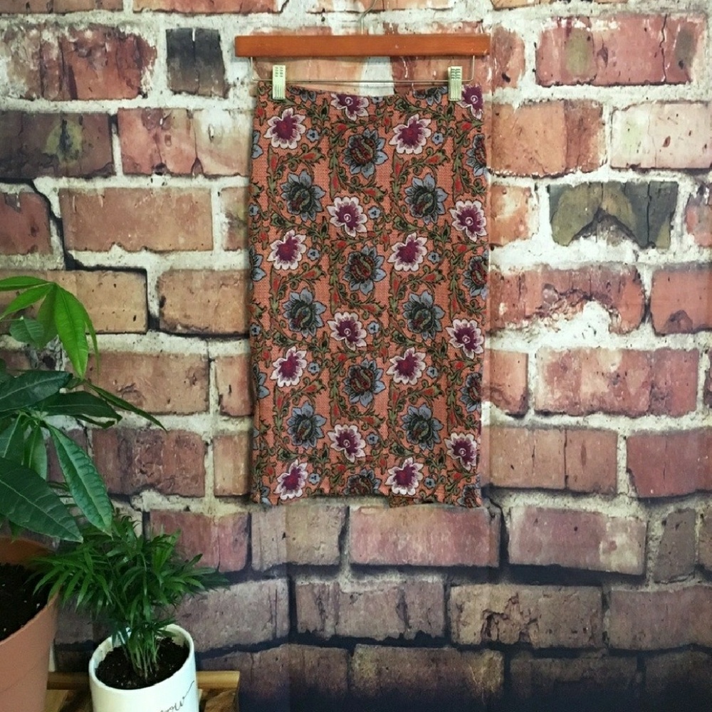 Zara Floral Print Midi Skirt