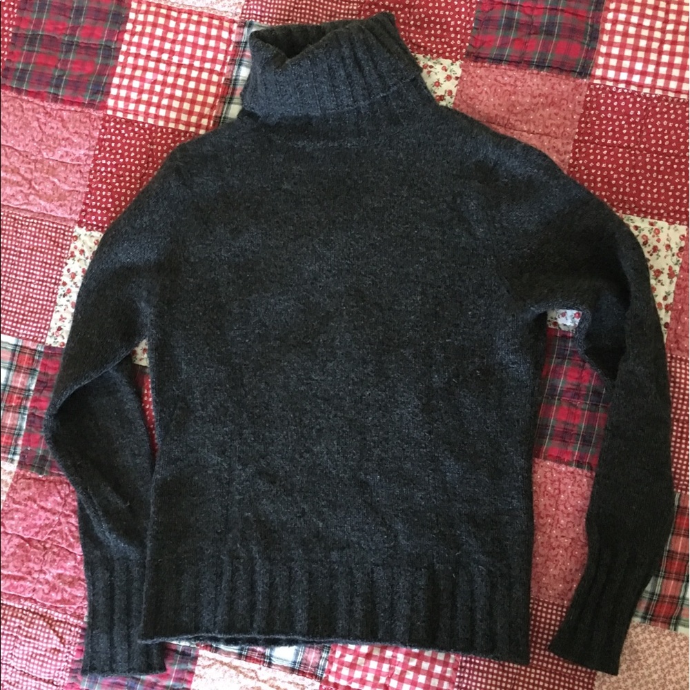 Marled grey cashmere turtleneck sweater Ann Taylor