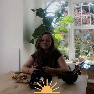 Meet your Posher, Eva