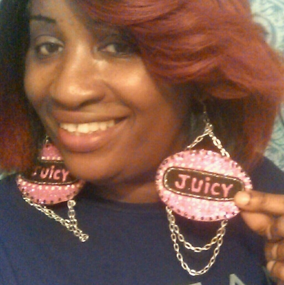 Juicy earrings