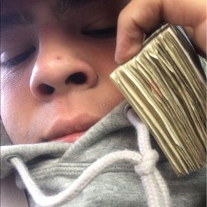 Meet your Posher, Isaac