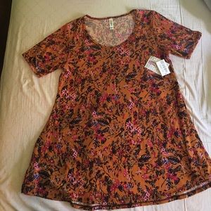 Lularoe Perfect T Medium
