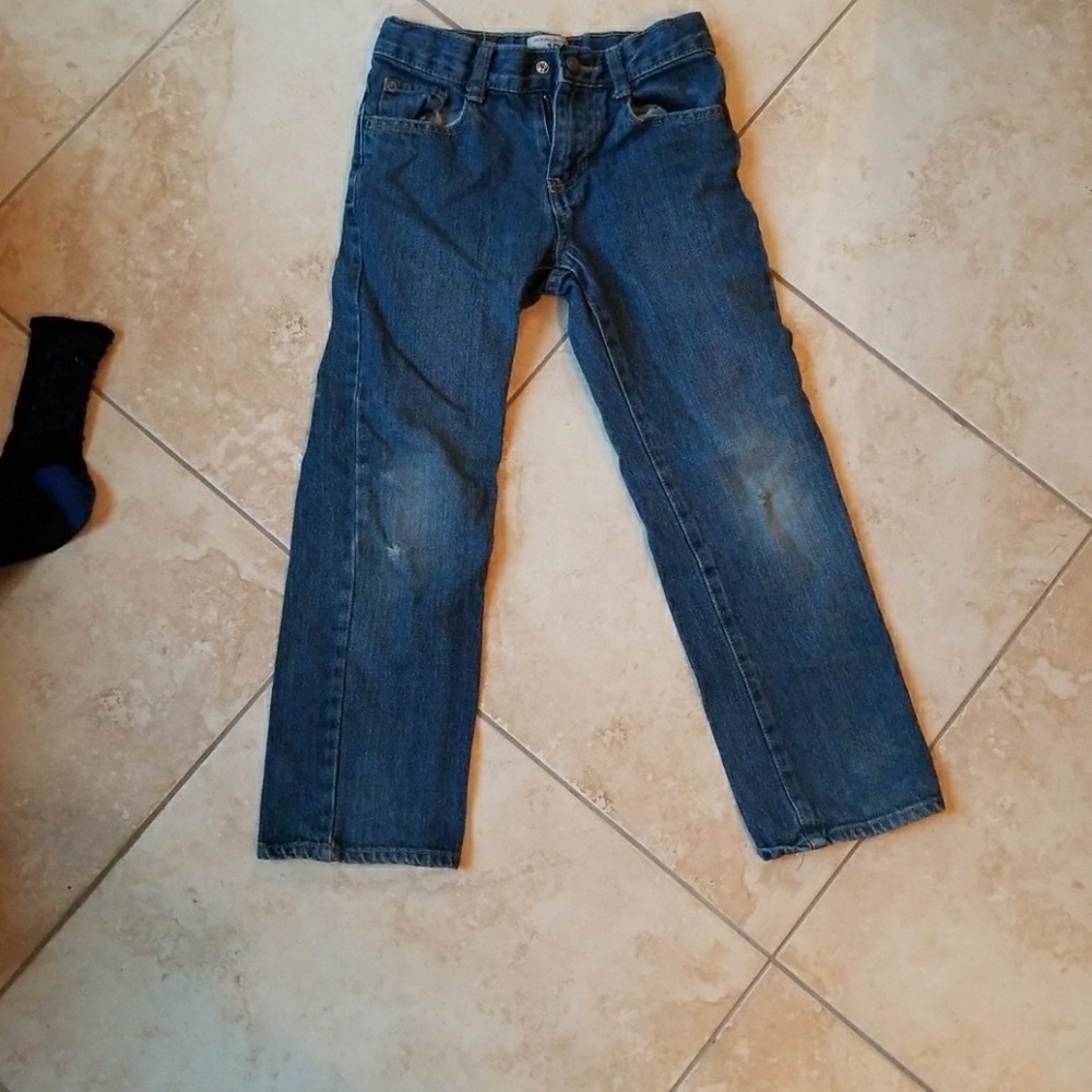 One pair of jeans