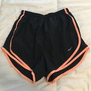 NIKE S dri-fit shorts