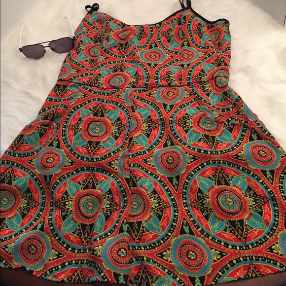 Xhilaration Pants - Multi-color sleeveless romper Size Large 