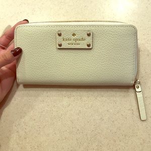 Kate Spade Wellesley Neda Zip Wallet