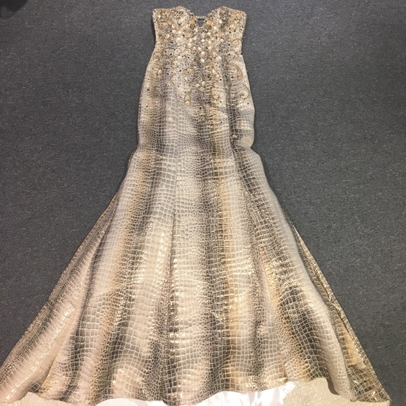 JOVANI - Picture 4 of 5