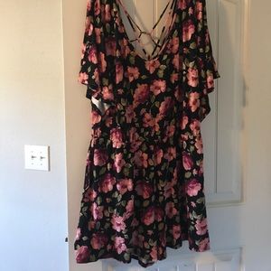 NWT American Eagle Floral Romper