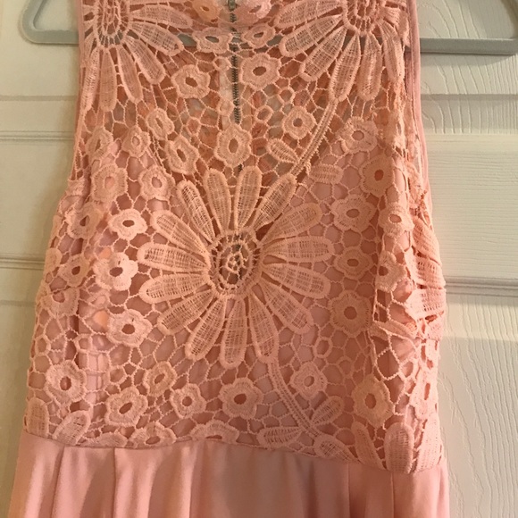 Absolutely stunning blush dress! - Picture 2 of 2