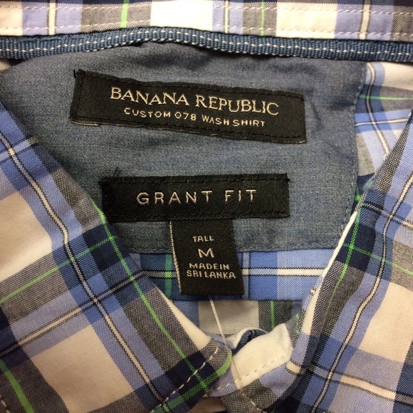 NWT Banana Republic Long Sleeve Custom Wash Shirt - Picture 2 of 4
