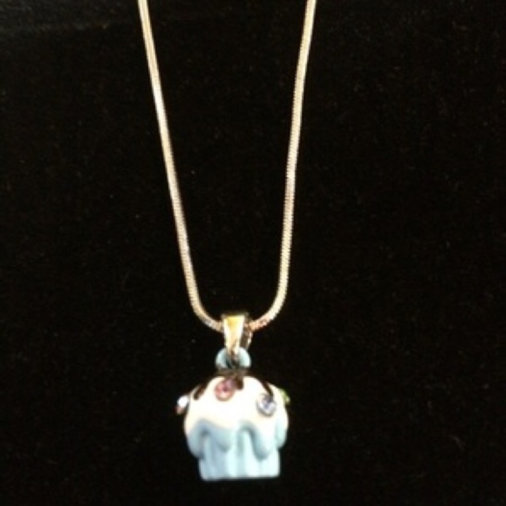 Cute Cupcake necklace