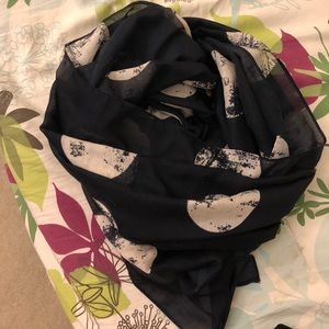 hm moon scarf