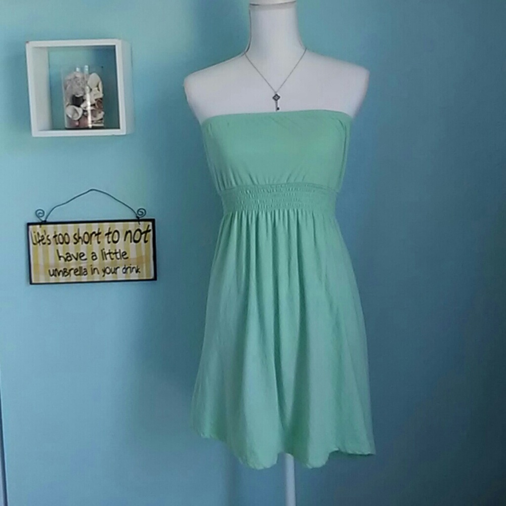 Empyre Mint Green Strapless Dress