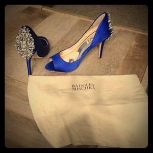 Sapphire blue Bagley Mischka wedding shoes.