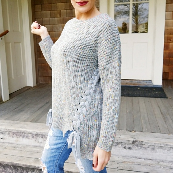 💋LAST 1💋LIGHT GRAY LACE UP DETAILED SWEATER - Picture 4 of 4