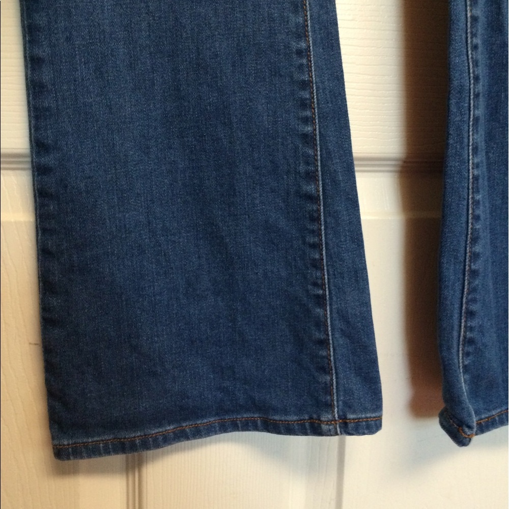 ✨HOST PICK ✨Lucky Brand boot cut  Jeans 6/28 reg - Picture 4 of 8