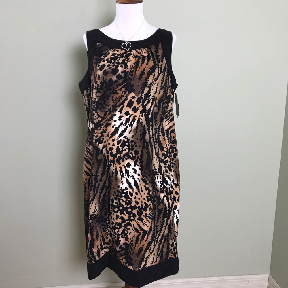 AB Studio Cheetah Print Sleeveless Shift Dress