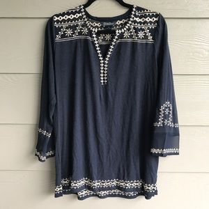Lucky Brand Embroidered Navy Top. XL. EUC