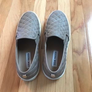 Steve Madden slip on sneakers