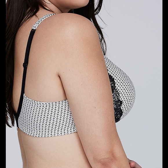 Lane Bryant Cacique Plunge Bra Black Lace Accent - Picture 3 of 3