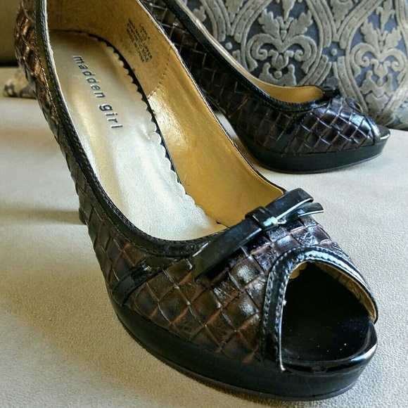 NWOT Madden Girl Peep Toe Pumps - Picture 4 of 8