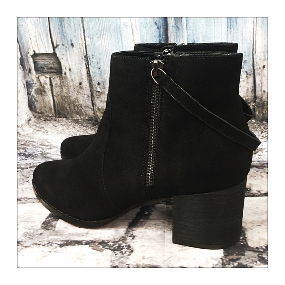 Sole Society Shoes - Sole Society Everleigh Double Zipped Suede Booties