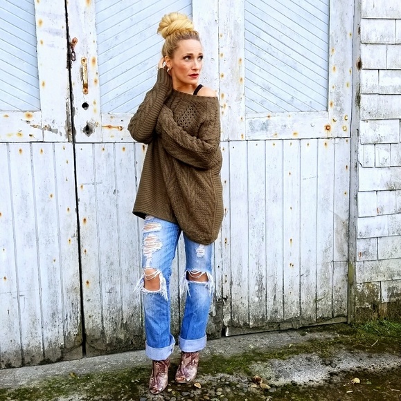 🔴LAST 1🔴 OLIVE GREEN CHUNKY KNIT SWEATER - Picture 2 of 4