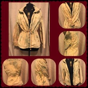 Two-toned acid wash jacket