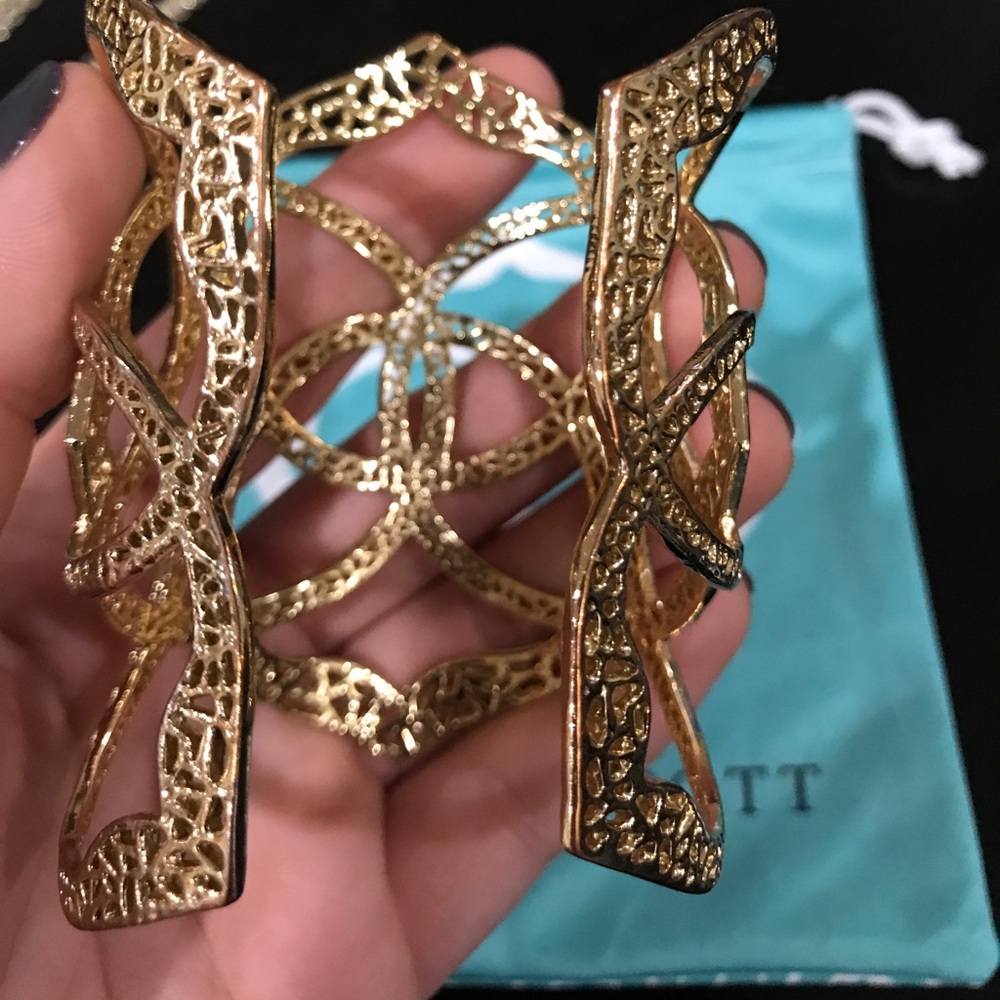 Kendra Scott Roni Cuff - Picture 2 of 2