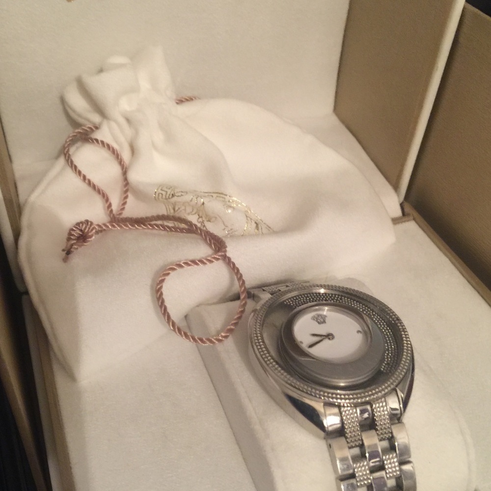 PRICE DROP! Versace 86Q99D002 Destiny Spirit Watch - Picture 7 of 7