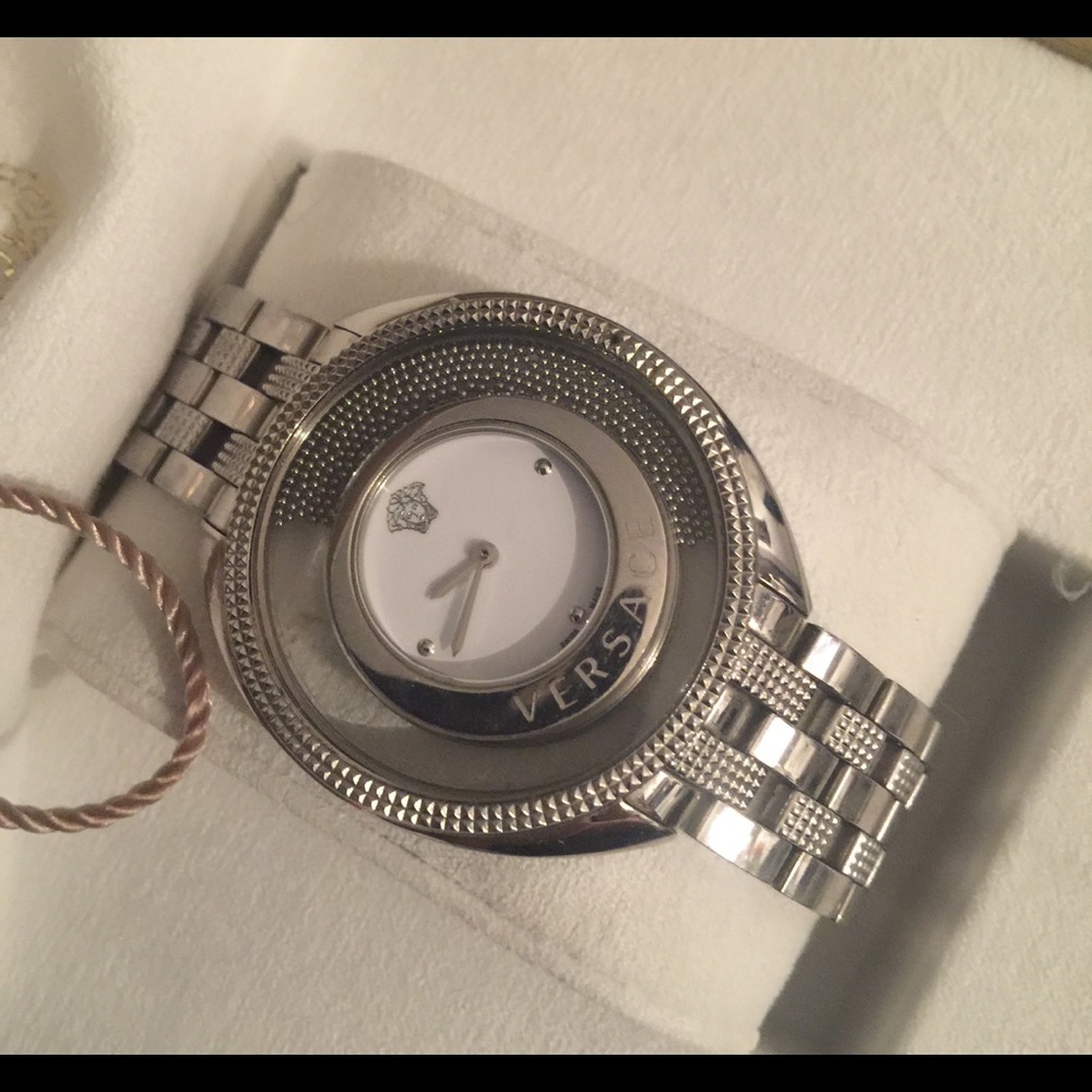 PRICE DROP! Versace 86Q99D002 Destiny Spirit Watch