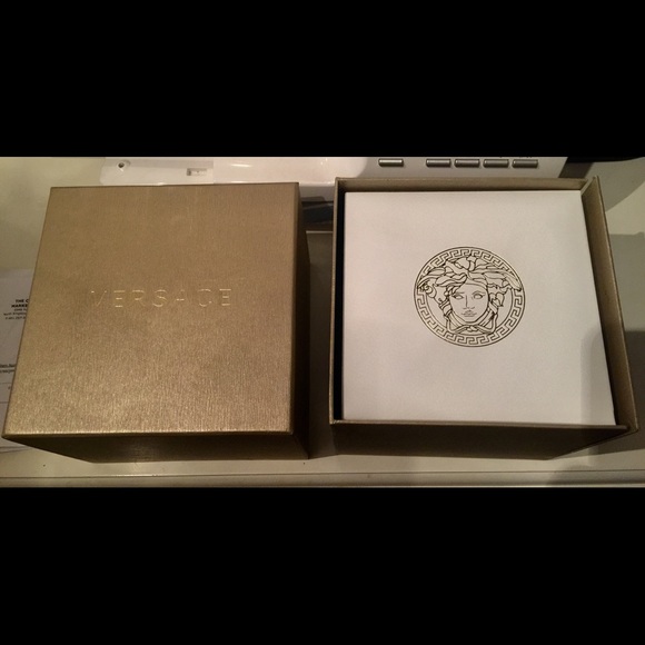 PRICE DROP! Versace 86Q99D002 Destiny Spirit Watch - Picture 6 of 7