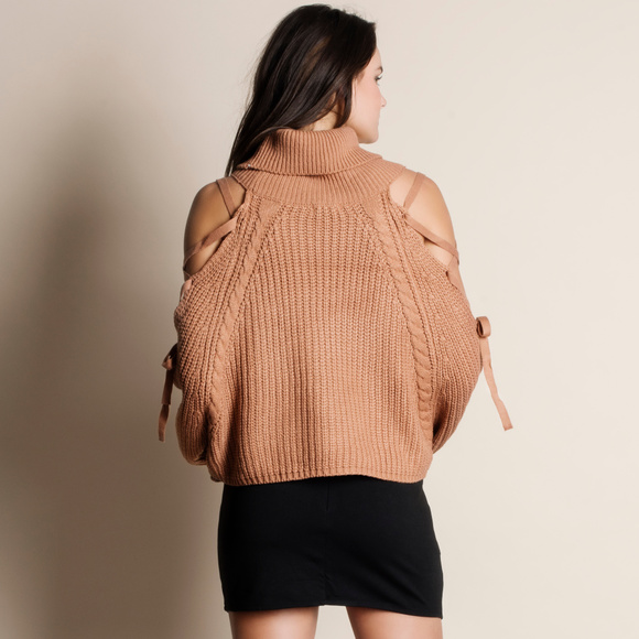 Lace Up Sleeves Turtleneck Sweater - Picture 3 of 3