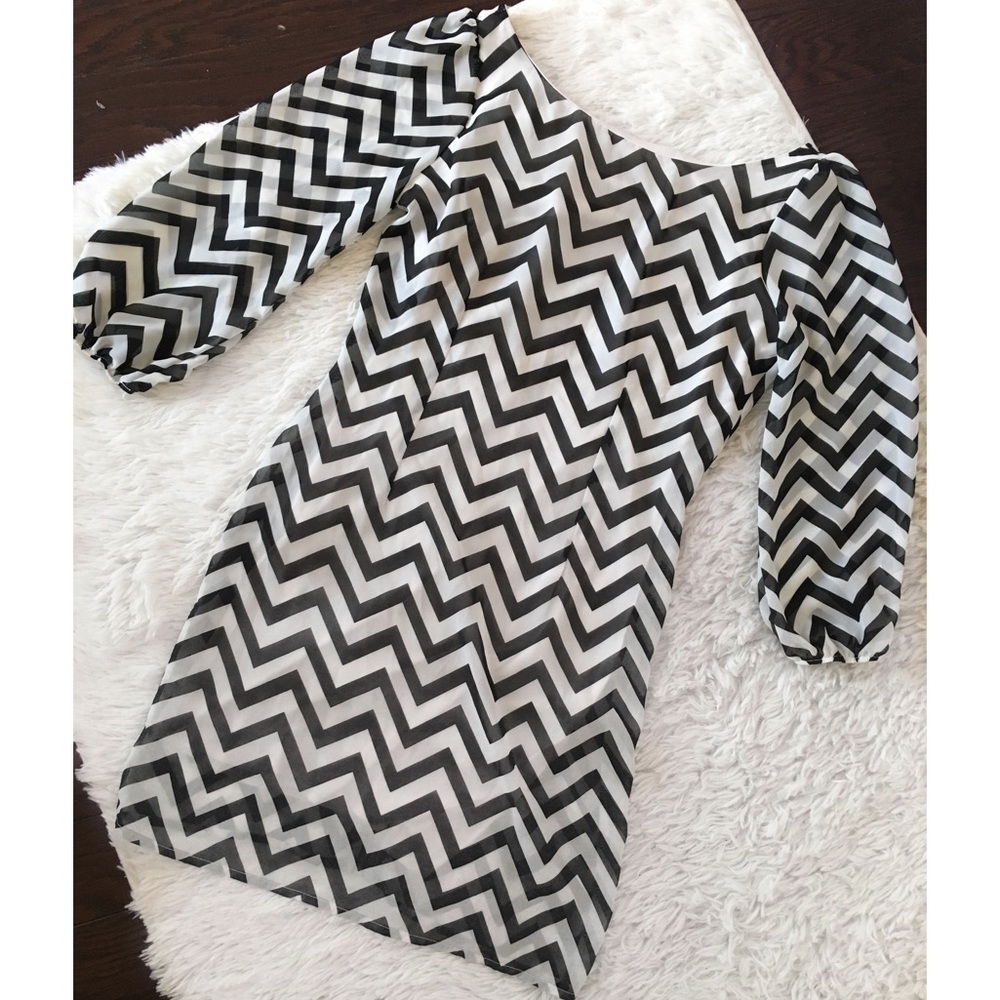 Charlotte Russe Black & White Chevron dress