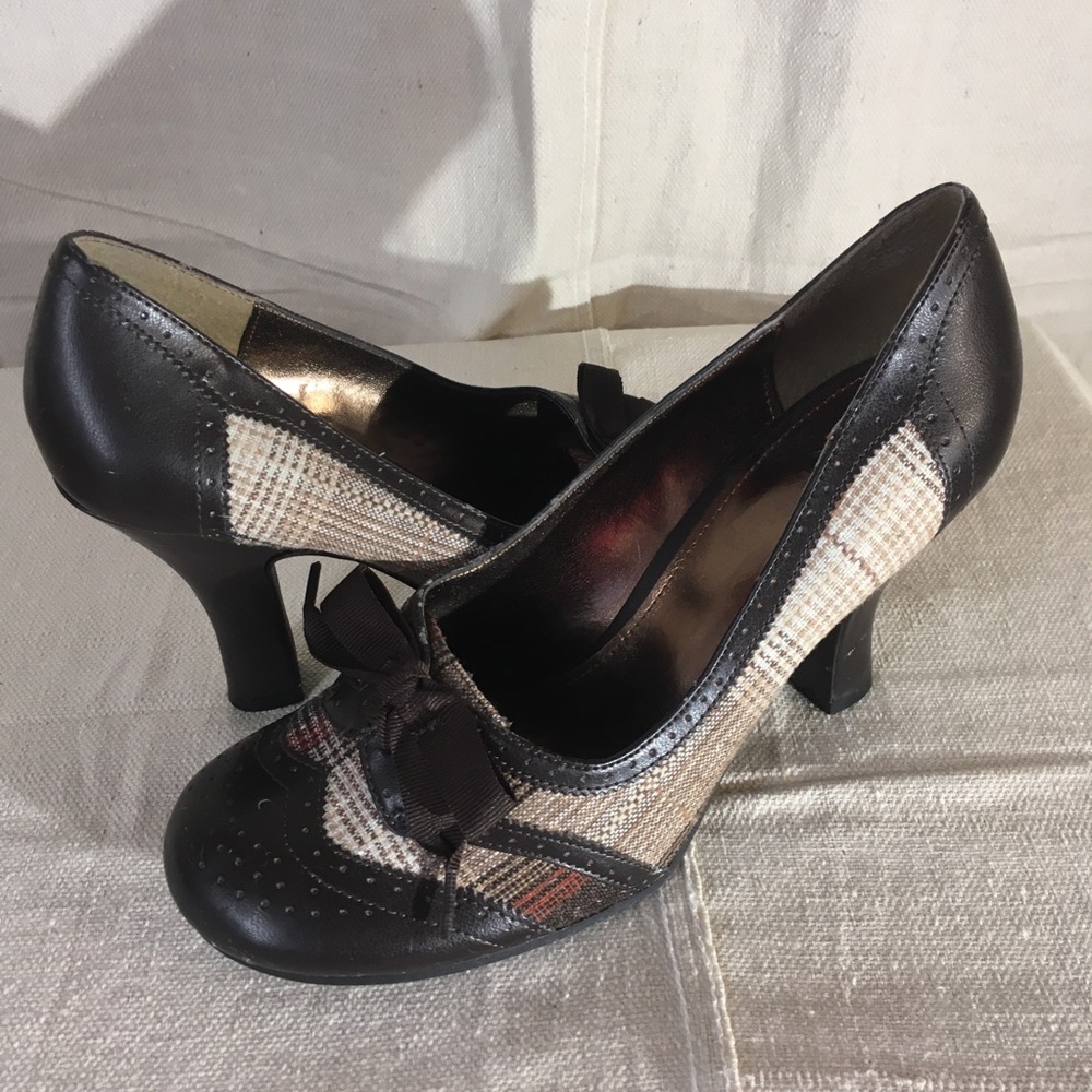 It’s-OK Brown Plaid Oxford Wingtip Bow Heels Great