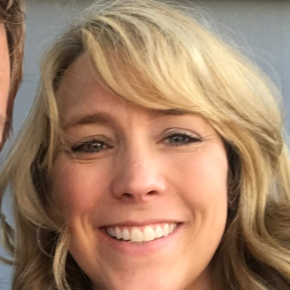 Meet your Posher, Heidi - Picture 1 of 1