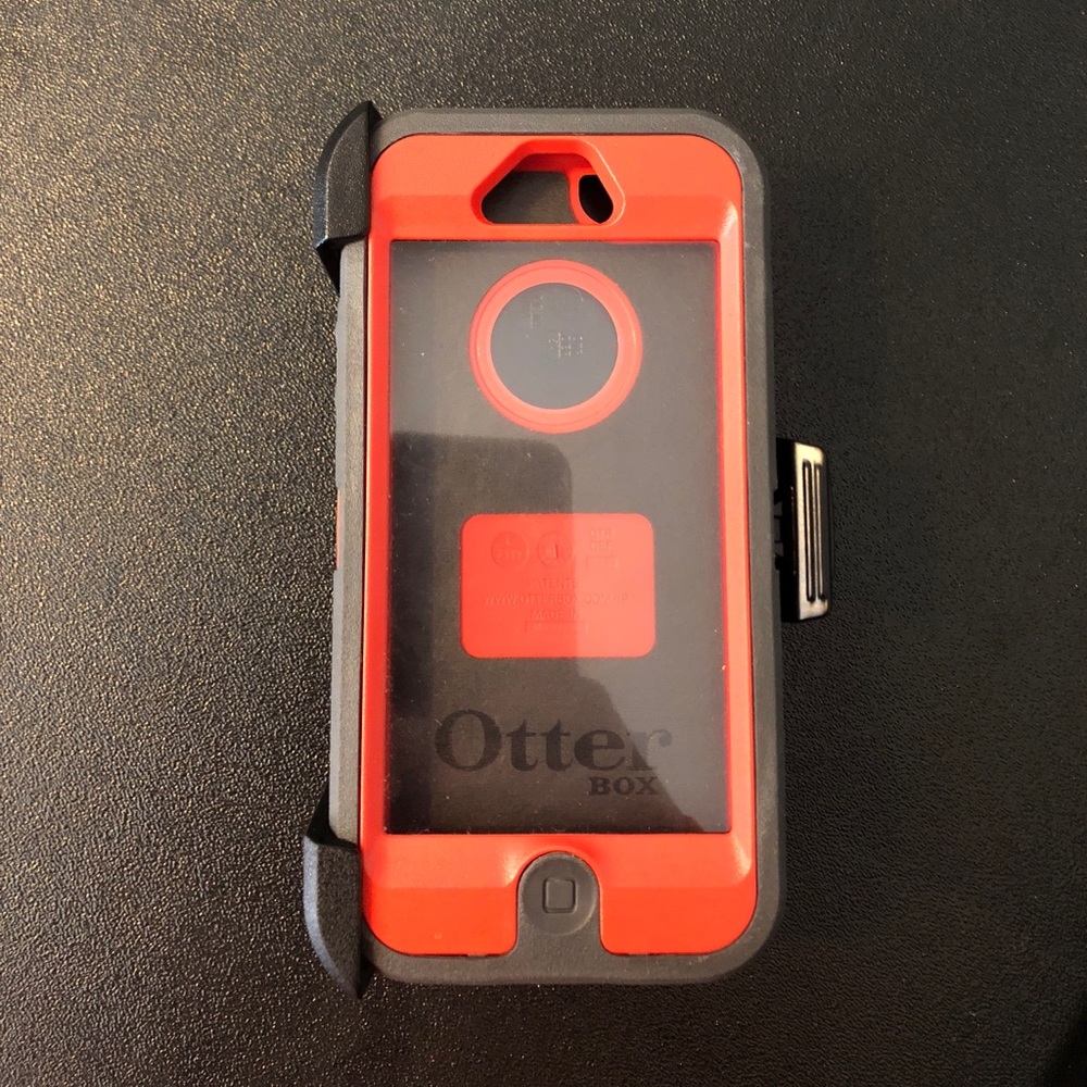 Otterbox Defender iPhone 5/5S/SE Case Grey and Red