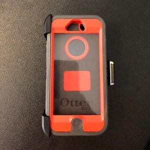 Otterbox Defender iPhone 5/5S/SE Case Grey and Red