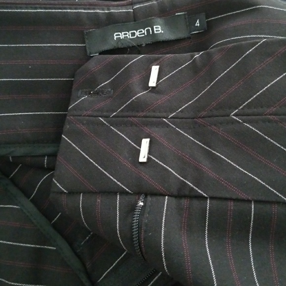 Women's trousers - Picture 3 of 3