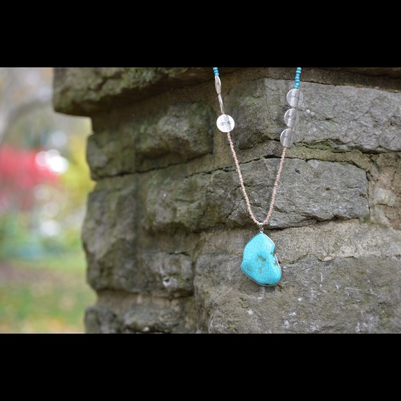 Handmade bead & turquoise necklace - Picture 4 of 4