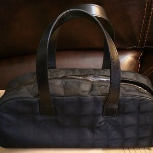 Authenic Black Chanel Ligne Bag