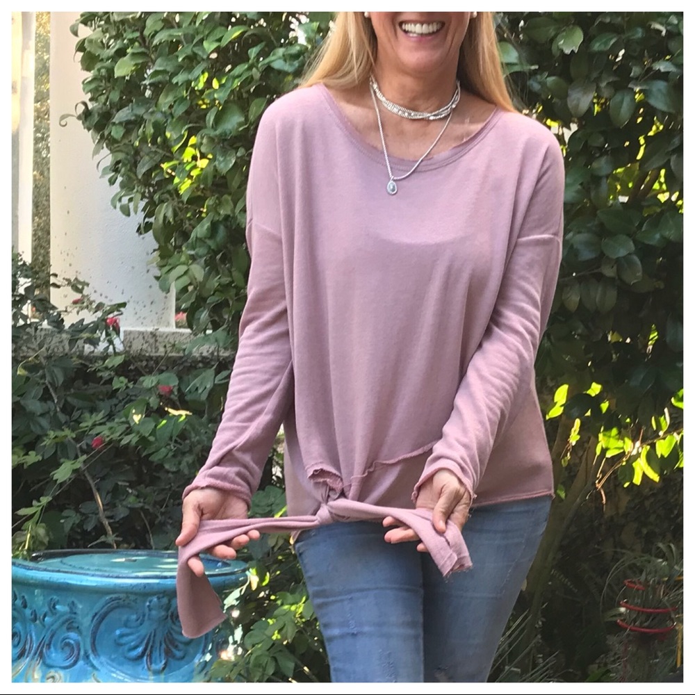 LAST 🔘 Mauve Right-Tie LS Lightweight Sweatshirt